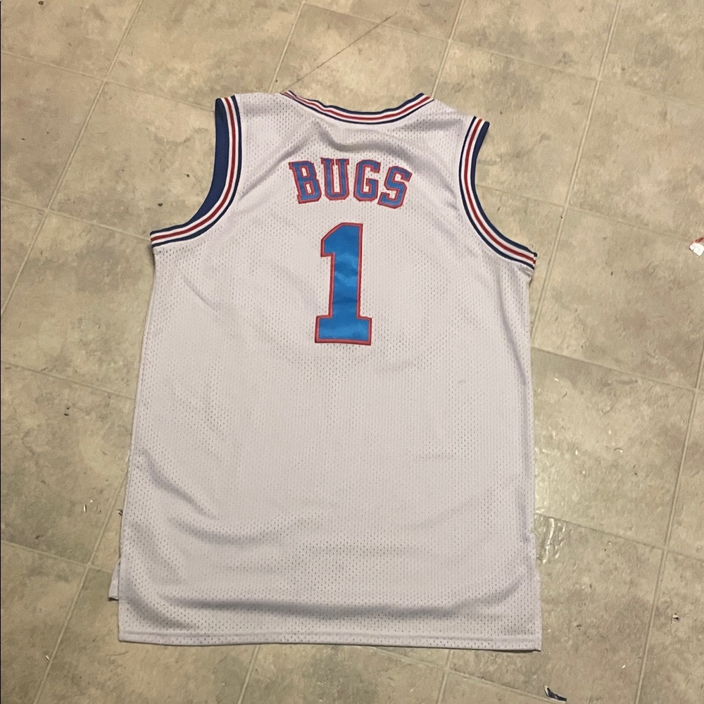 bugs bunny halloween jersey number 1 good condition